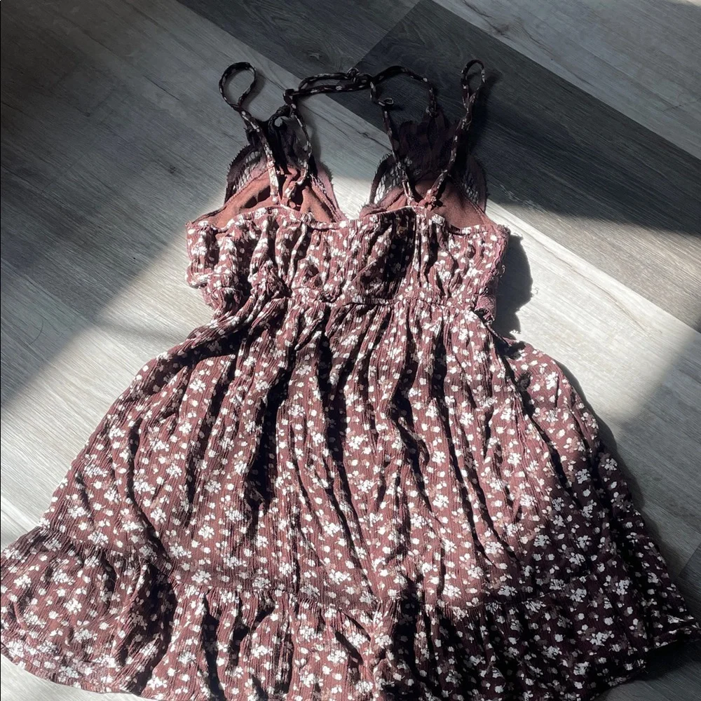 Trixxi Brown Lace Floral Dress - Picture 5 of 6